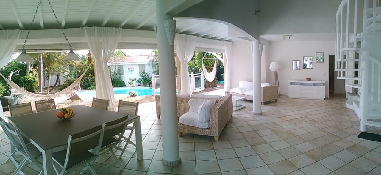 Villa Iguanou Et Piscine En Bord De Mer Proche Plages Marina Et Golf Saint-Francois  Εξωτερικό φωτογραφία